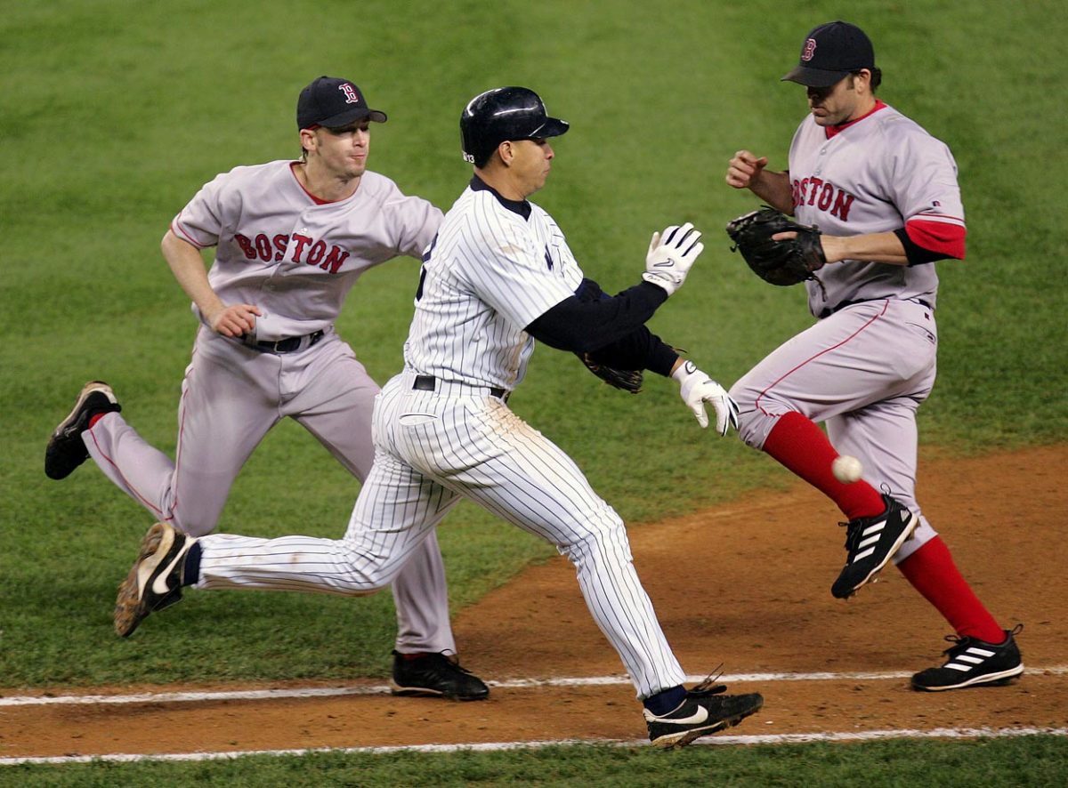 2004-Alex-Rodriguez-Bronson-Arroyo.jpg